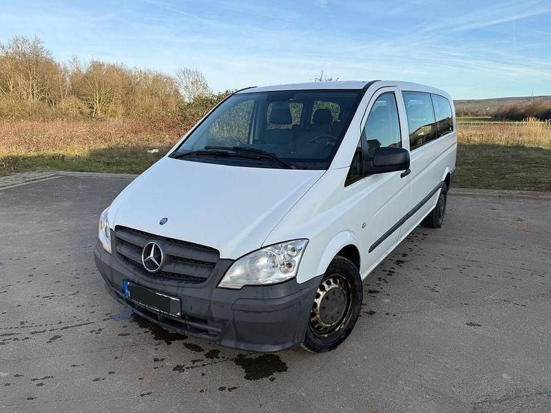 Weiß Gebraucht 2012 Mercedes Vito Van | 6.730 € (Guter Preis) - Bild 1/4