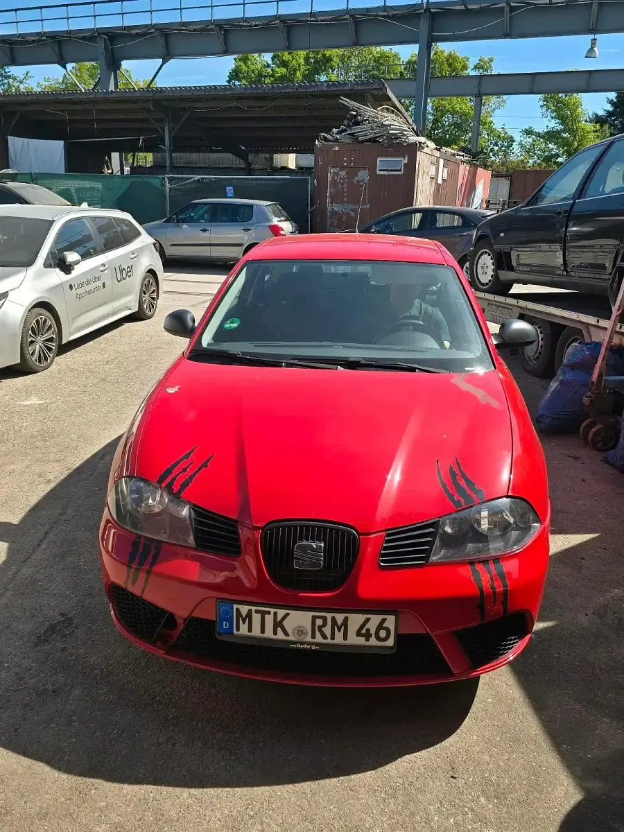 Gebraucht Seat Arosa 60 PS (44 kW) 2007 Rot Kleinwagen