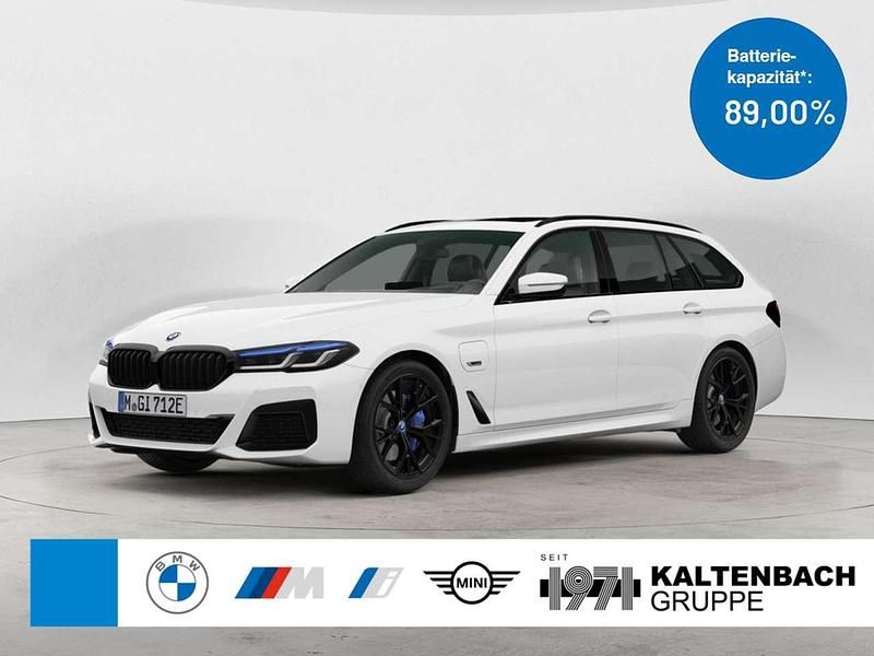 Weiß Gebraucht 2022 BMW 530e M Sport Kombi | 41.890 € (Teuer) - Bild 1/2