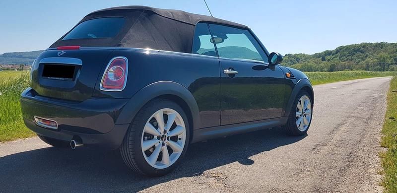 Gebraucht Mini ONE Chili 98 PS (72 kW) 2011 Schwarz Kleinwagen