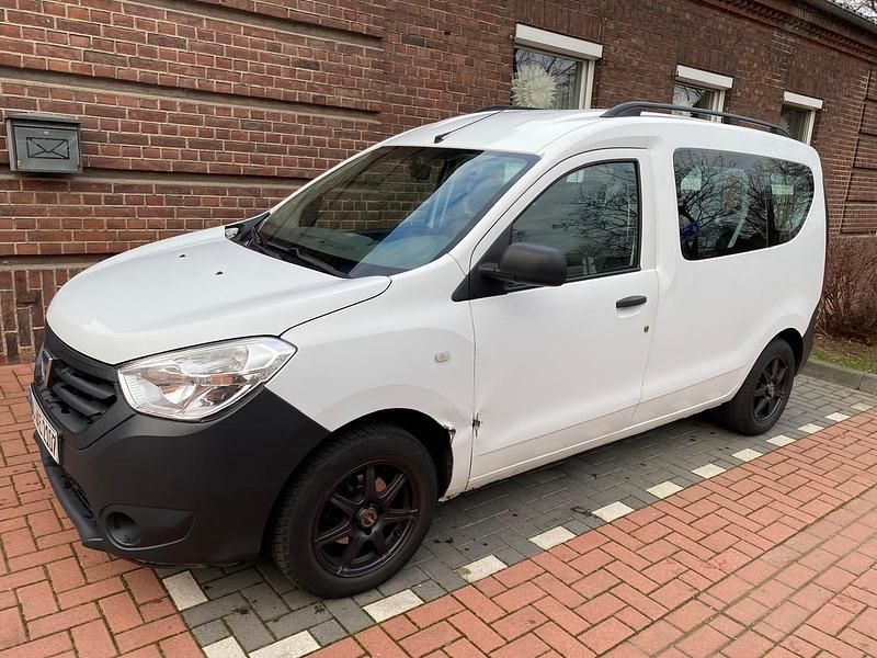 Gebraucht Dacia Dokker 83 PS (61 kW) 2013 Weiß Van / Kleinbus
