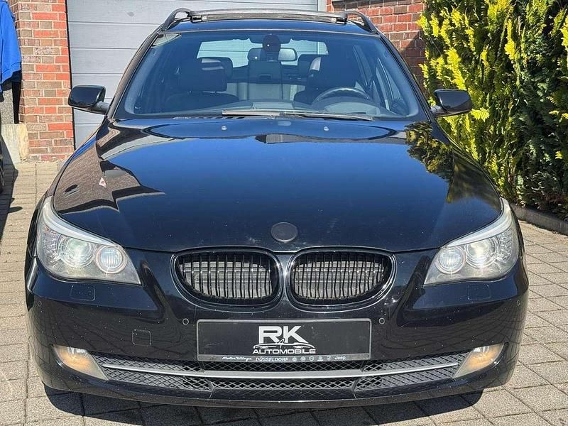 Gebraucht BMW 523 190 PS (139 kW) 2009 Schwarz ii Kombi