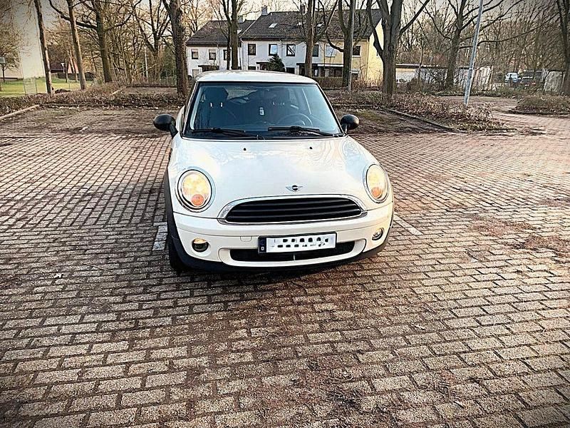 Gebraucht Mini ONE 75 PS (55 kW) 2009 Beige Kleinwagen