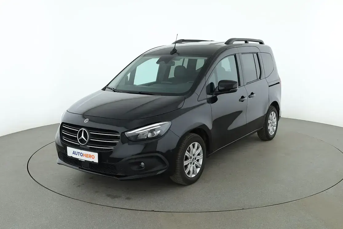 Gebraucht Mercedes T180 Progressive 116 PS (85 kW) 2024 Van / Kleinbus