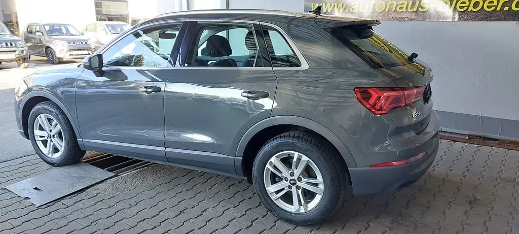 Gebraucht Audi Q3 150 PS (110 kW) 2021 Grau SUV