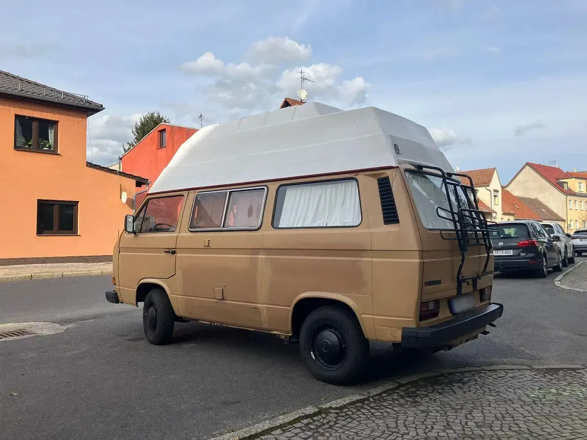 Gebraucht VW Multivan 54 PS (39 kW) 1982 Beige Van / Kleinbus