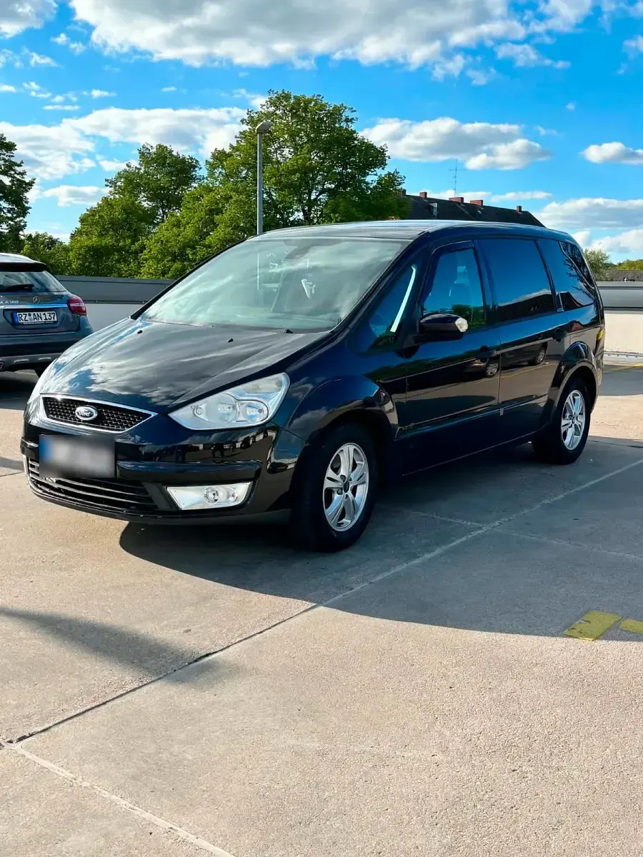 Gebraucht Ford Galaxy 140 PS (102 kW) 2009 Schwarz Van / Kleinbus