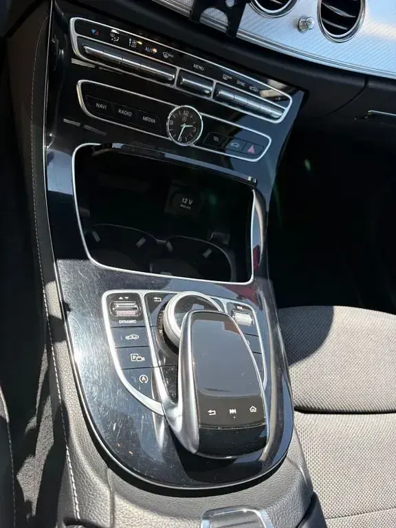 Gebraucht Mercedes E220 All-Terrain 194 PS (142 kW) 2019 Schwarz Kombi
