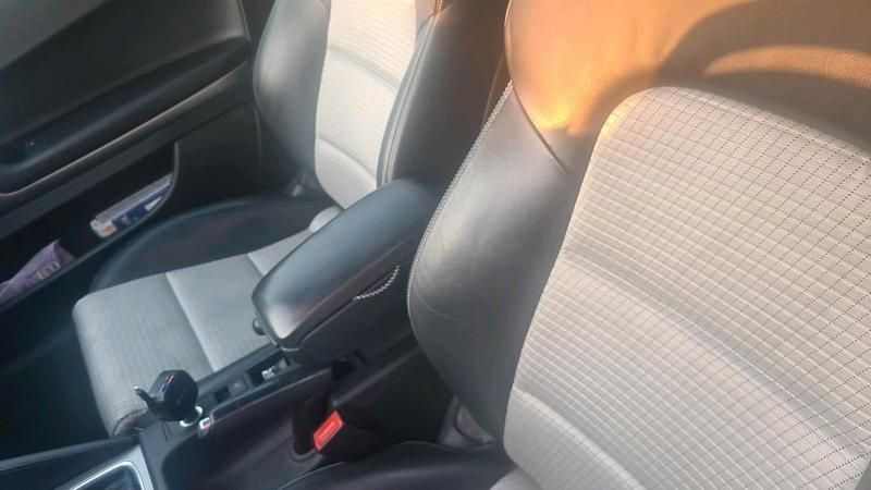 Gebraucht Audi A3 Cabriolet 105 PS (77 kW) 2012 Grau Cabrio