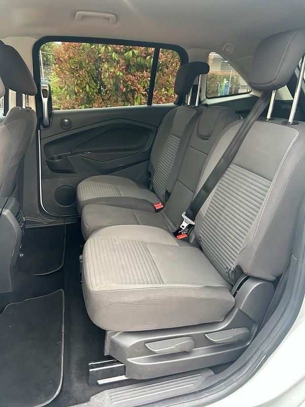 Gebraucht Ford Grand C-Max 116 PS (85 kW) 2015 Weiß Van / Kleinbus