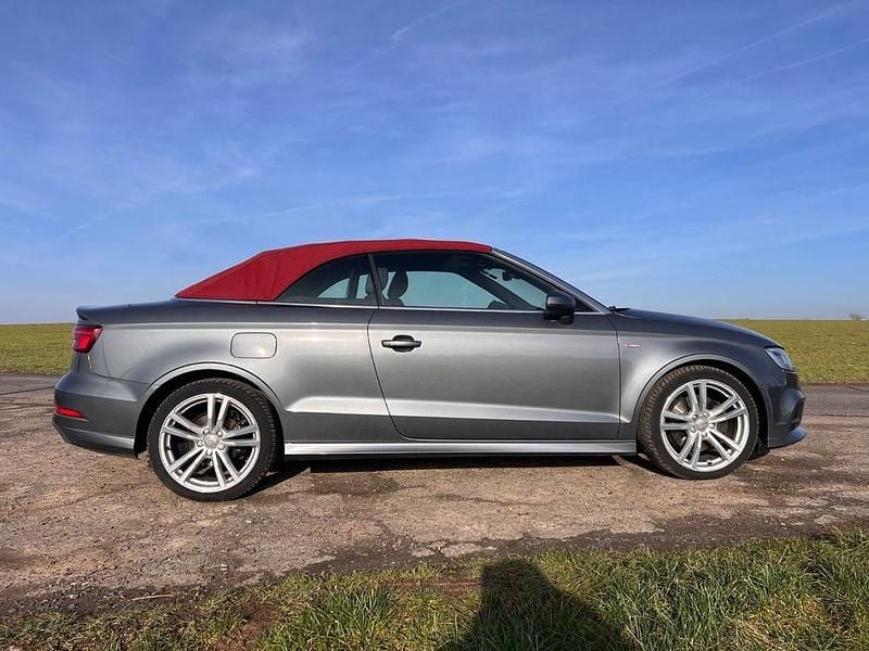 Gebraucht Audi A3 Cabriolet Sport 190 PS (139 kW) 2019 Grau Cabrio