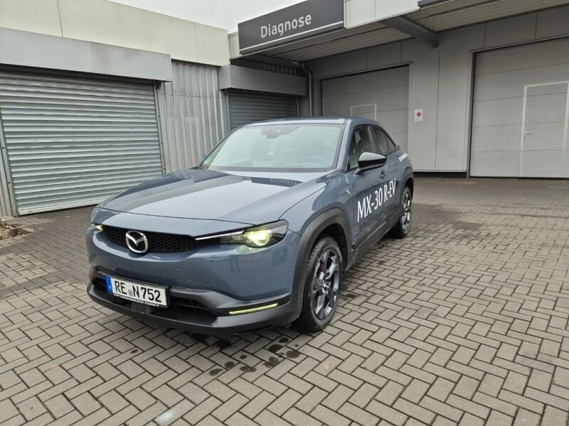 Grau Gebraucht 2024 Mazda MX30 Exclusive-Line SUV | 26.000 € (Superpreis) - Bild 1/4