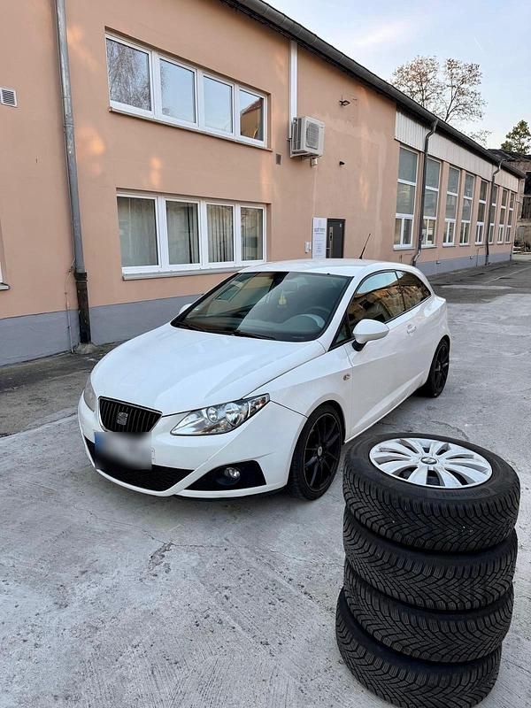 Gebraucht Seat Ibiza 90 PS (66 kW) 2010 Weiß Kleinwagen