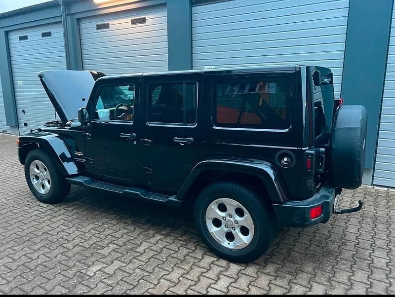 Gebraucht Jeep Wrangler Sahara 200 PS (147 kW) 2014 Schwarz SUV
