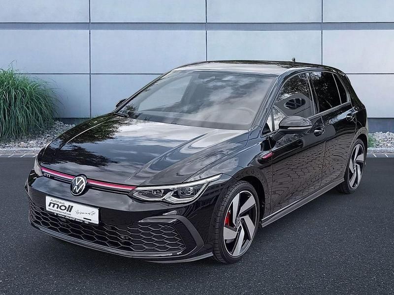 Schwarz Gebraucht 2022 VW Golf VIII GTI Limousine | 25.490 € (Guter Preis) - Bild 1/4