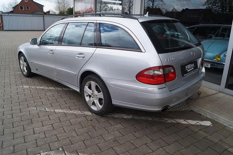 Gebraucht Mercedes E280 231 PS (169 kW) 2008 Silber Kombi
