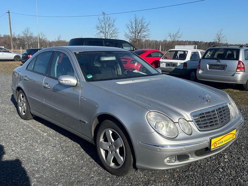 Gebraucht Mercedes E240 177 PS (130 kW) 2003 Grau Limousine