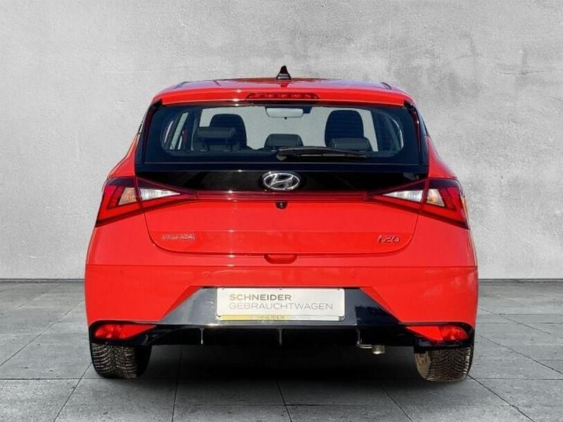 Gebraucht Hyundai i20 Intro Edition 101 PS (74 kW) 2021 Rot Kleinwagen