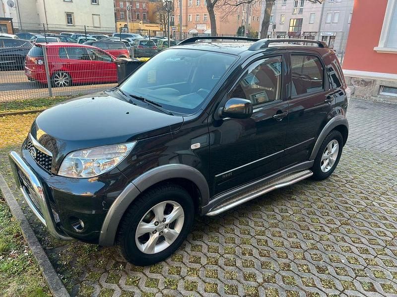 Gebraucht Daihatsu Terios 105 PS (77 kW) 2010 Schwarz SUV