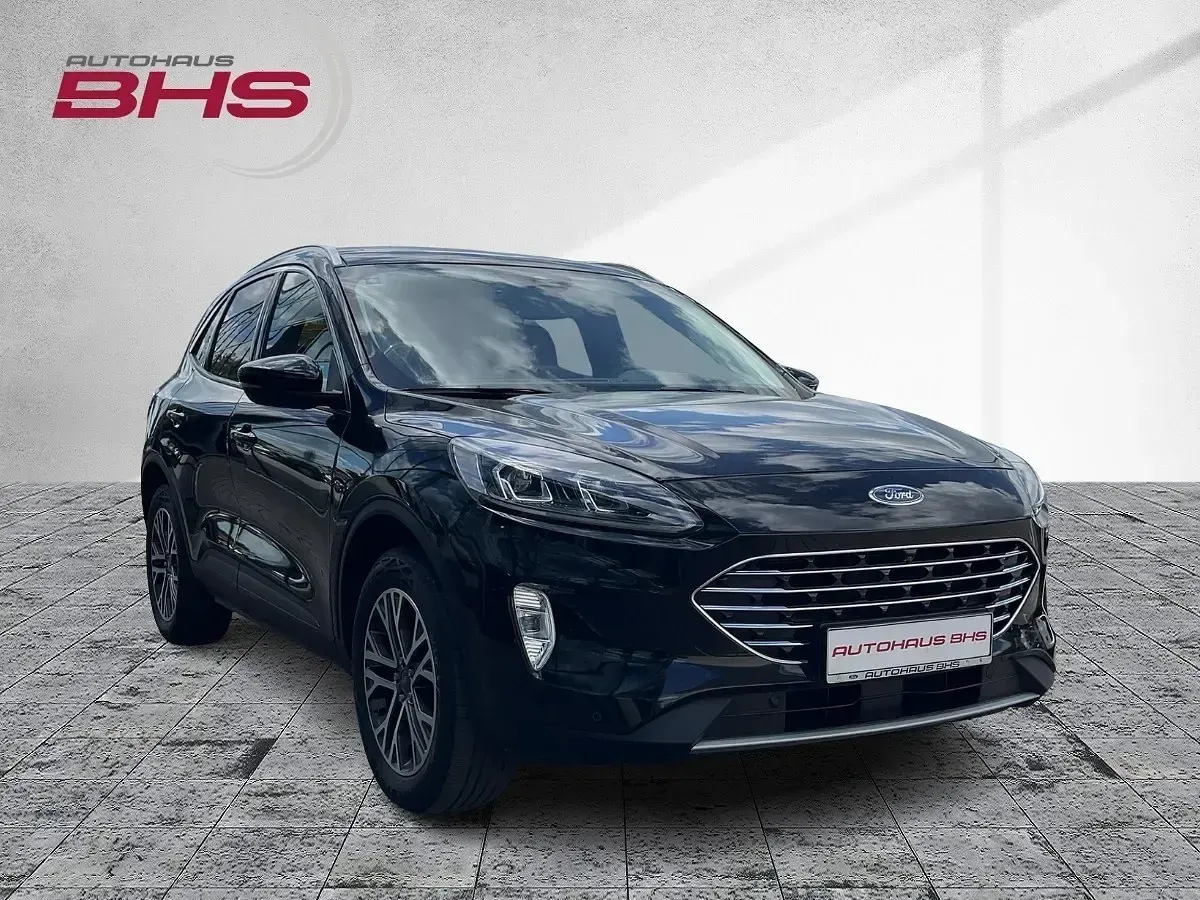 Używany Ford Kuga Titanium X 152 KM (111 kW) 2022 Czarny SUV