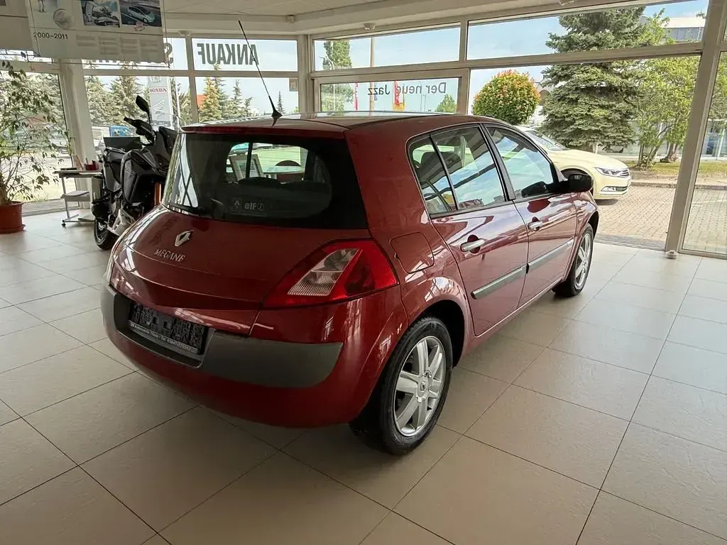 Gebraucht Renault Mégane 98 PS (72 kW) 2004 Rot Limousine