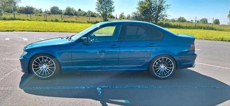 Second-hand BMW 325 Performance 192 CP (141 kW) 2001 Albastru Berlinǎ