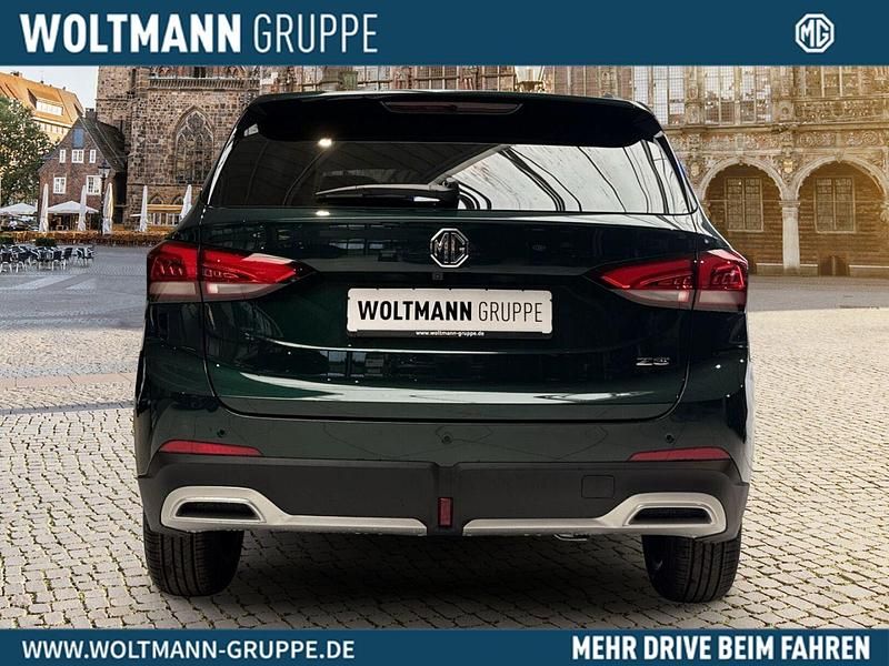 Gebraucht MG ZS Comfort 116 PS (85 kW) 2025 Emerald green Limousine