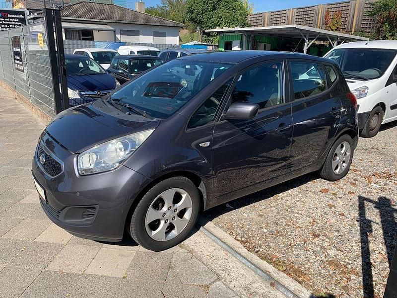 Gebraucht Kia Venga 128 PS (94 kW) 2013 Grau Kleinwagen