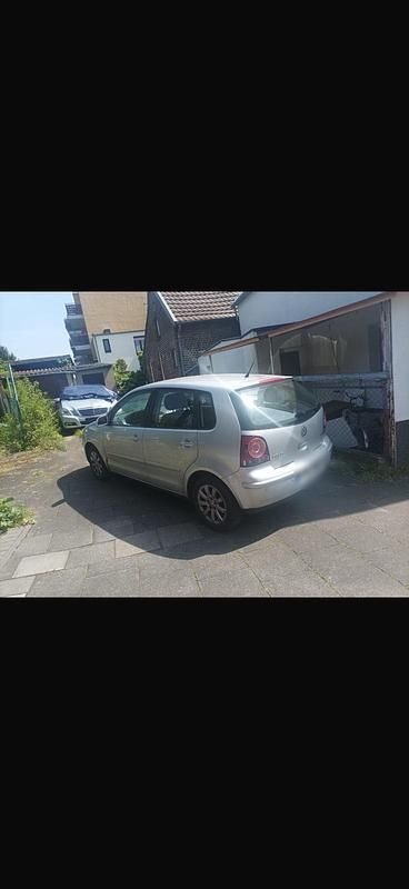 Second-hand VW Polo 69 CP (50 kW) 2007 Gri Hatchback