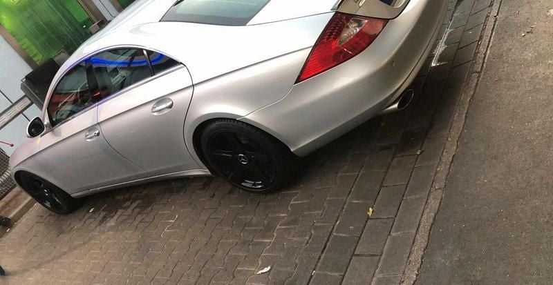 Gebraucht Mercedes CLS350 272 PS (200 kW) 2004 Silber Limousine