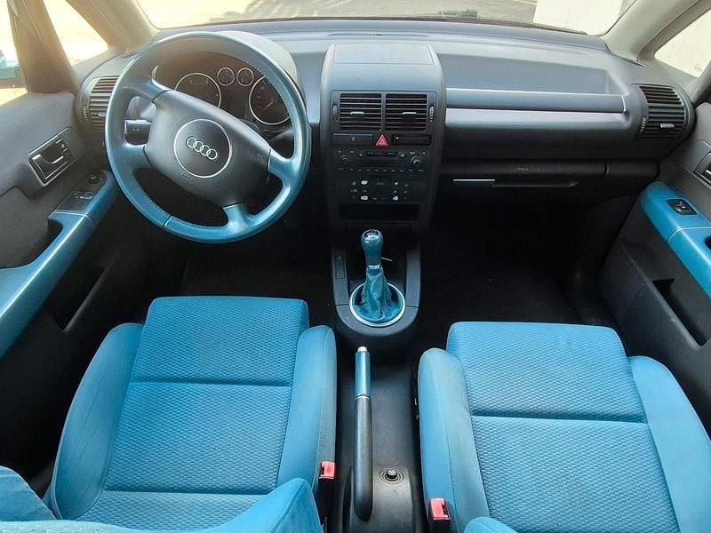 Gebraucht Audi A2 75 PS (55 kW) 2002 Blau Kleinwagen