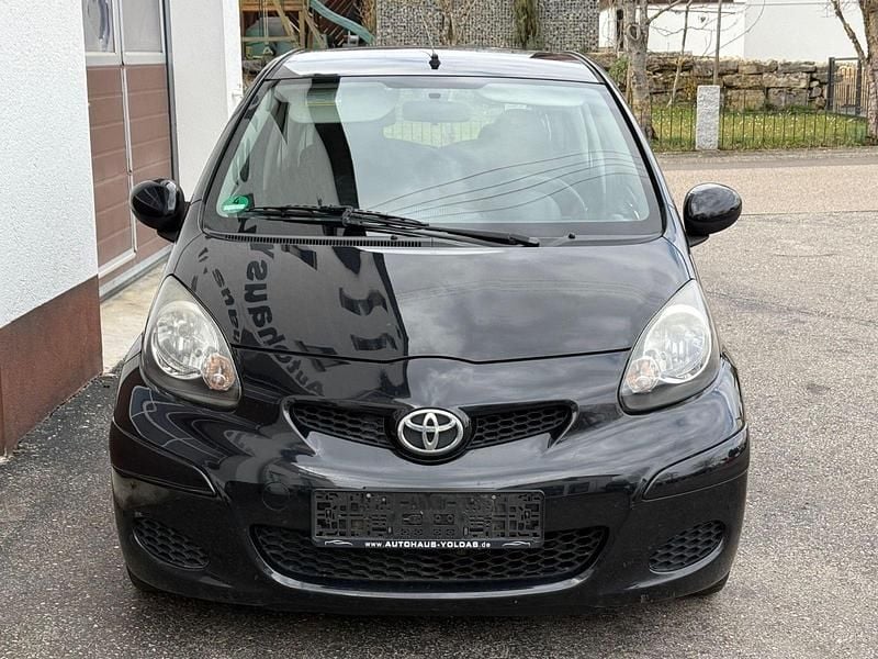 Gebraucht Toyota Aygo Cool 68 PS (50 kW) 2010 Schwarz Kleinwagen