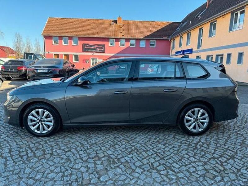 Gebraucht Opel Astra Enjoy 131 PS (96 kW) 2023 Grau Limousine