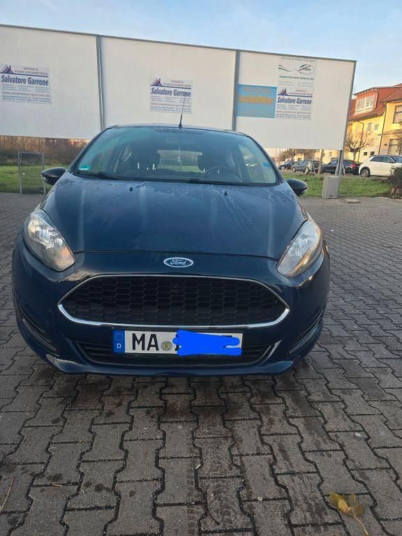 Gebraucht Ford Fiesta Trend 60 PS (44 kW) 2016 Blau Kleinwagen