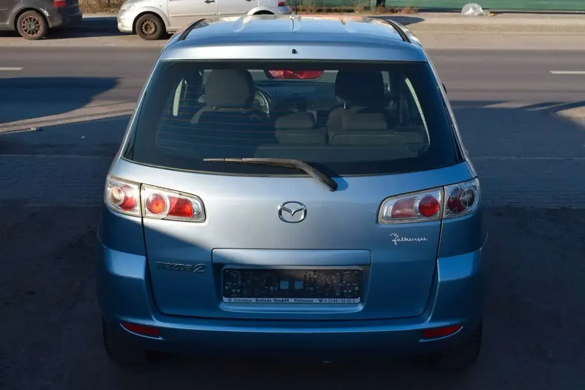Gebraucht Mazda 2 Active 80 PS (58 kW) 2006 Blau Kleinwagen