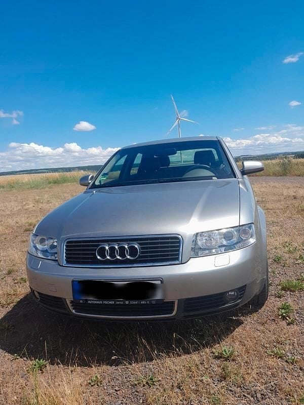 Gebraucht Audi A4 101 PS (74 kW) 2001 Silber Limousine