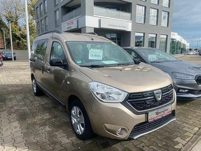 Gebraucht Dacia Dokker Comfort 131 PS (96 kW) 2020 Beige Van / Kleinbus
