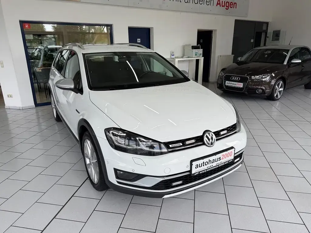Gebraucht VW Golf VII 184 PS (135 kW) 2019 Weiß Kombi
