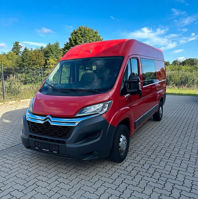 Rot Gebraucht 2015 Citroën Jumper Van / Kleinbus | 12.900 € (Teuer) - Bild 1/4