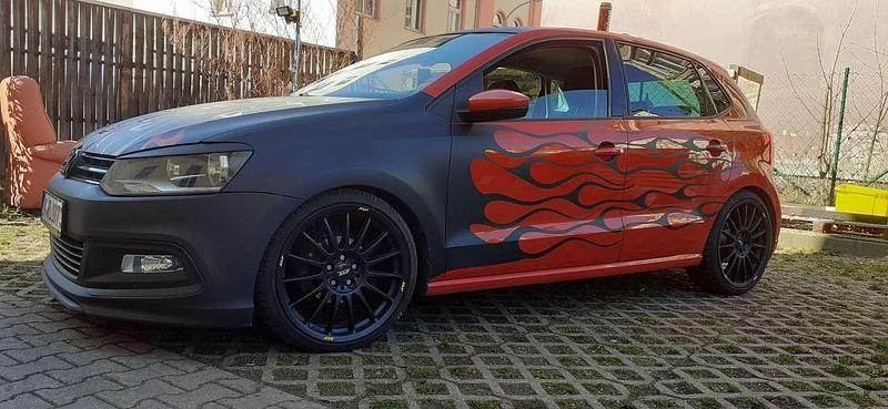 Orange Gebraucht 2010 VW Polo Team Limousine | 4.950 € (Fairer Preis) - Bild 1/4