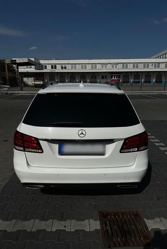 Second-hand Mercedes E250 204 CP (150 kW) 2016 Alb Break