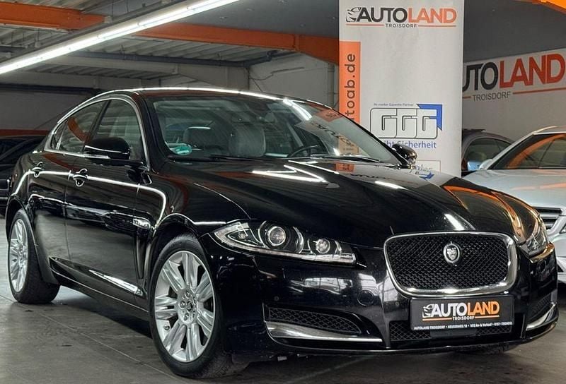 Gebraucht Jaguar XF R 241 PS (177 kW) 2012 Schwarz Limousine