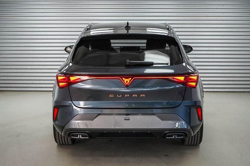 Neu Cupra Leon 150 PS (110 kW) 2025 Othercolor Kombi