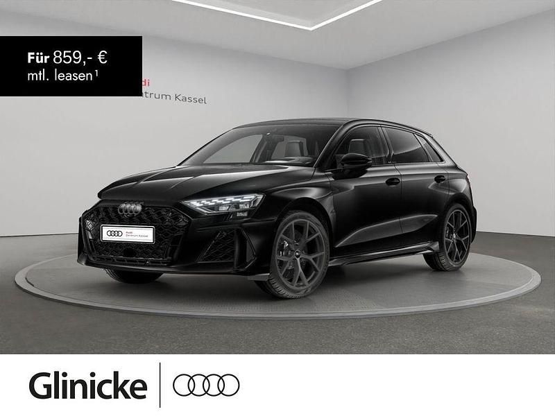 Rot Neu 2025 Audi RS3 Sportback Sport Kleinwagen | 76.290 € (Etwas zu teuer) - Bild 1/3