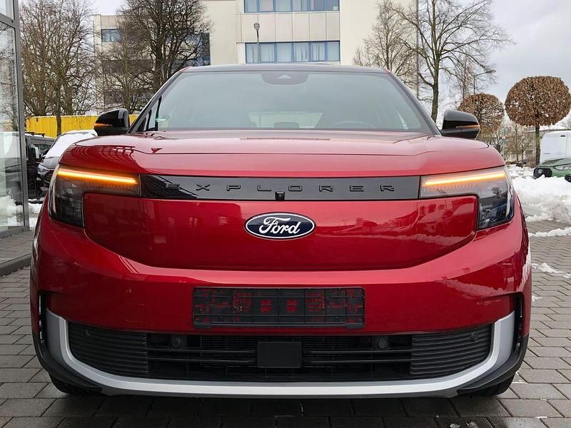 Gebraucht Ford Explorer Extended Range 210 kW (286 PS) 2025 Rot SUV
