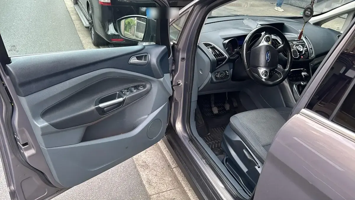 Gebraucht Ford C-MAX 150 PS (110 kW) 2012 Grau Van / Kleinbus
