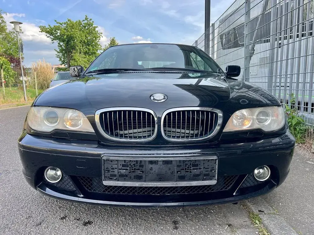 Gebraucht BMW 325 Cabriolet Exclusive 192 PS (141 kW) 2005 Schwarz Cabrio