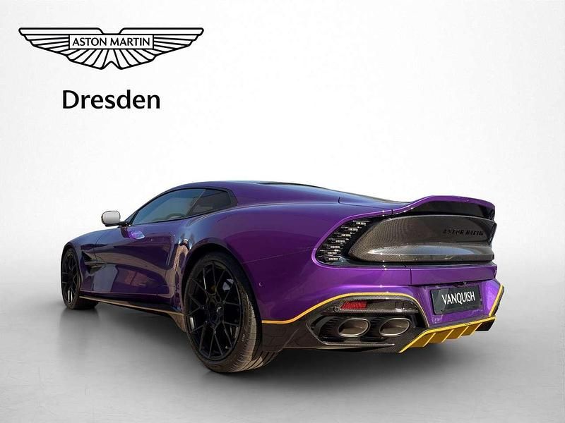 Neu Aston Martin Vanquish 835 PS (614 kW) 2025 Q digital violet Coupé