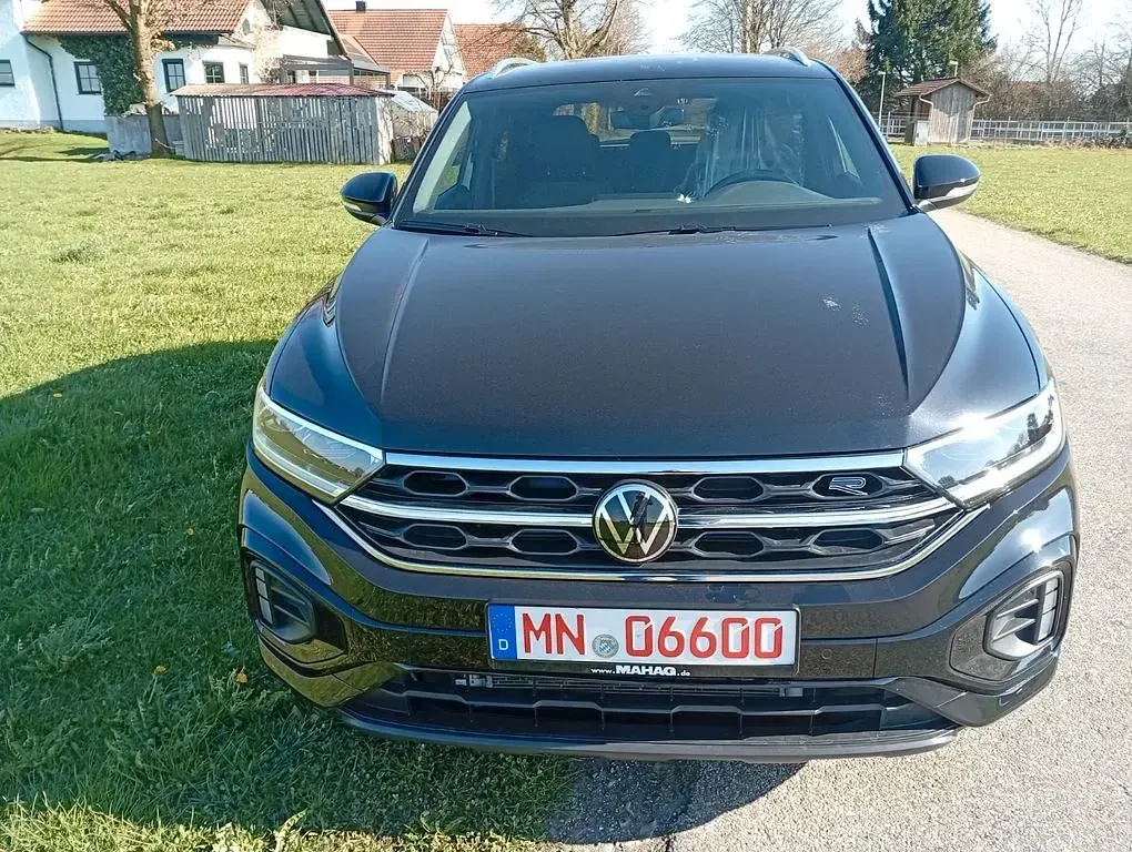 Gebraucht VW T-Roc R-line 150 PS (110 kW) 2024 Deep black SUV