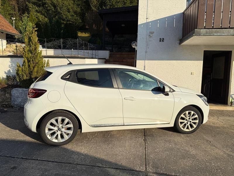 Gebraucht Renault Clio V Experience 91 PS (66 kW) 2021 Weiß Kleinwagen